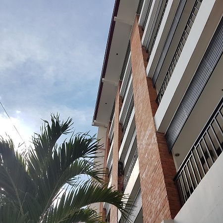سيبو Strawberry Residences المظهر الخارجي الصورة